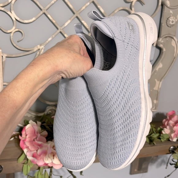 Sketchers Performance Go Walk 5 Machine Washable Lightweight  Blue Womens 6 - Picture 2 of 15